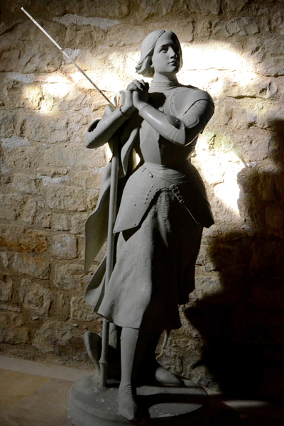 Premières images pour trouver le style de la figurine d'Aila